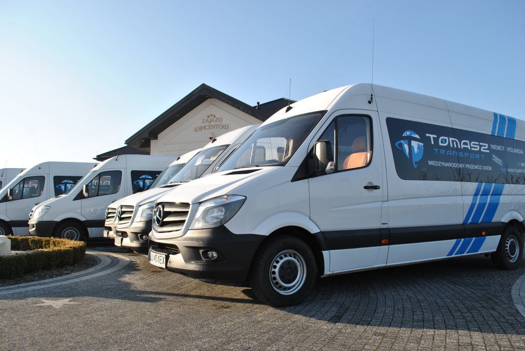 Bus Mercedes Tomasz Transport z bliska